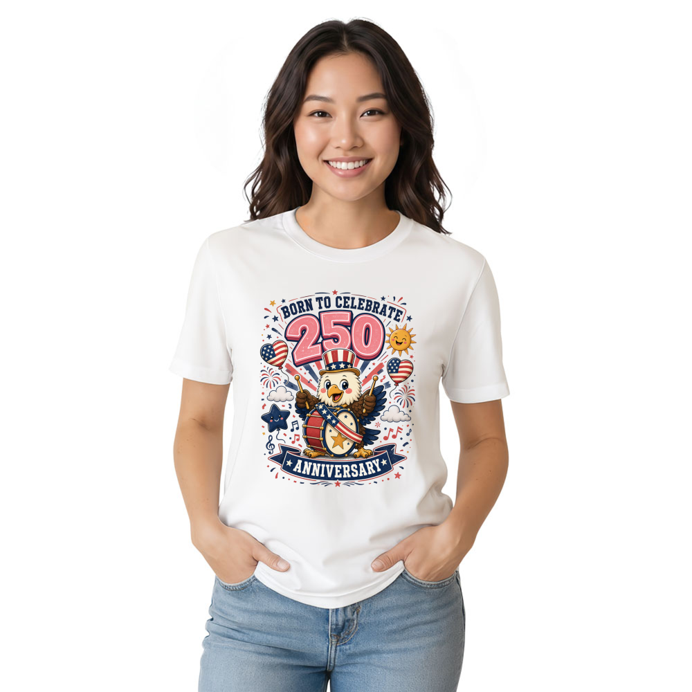 Cute Cartoon Bald Eagle Patriotic Graphic T-Shirt
