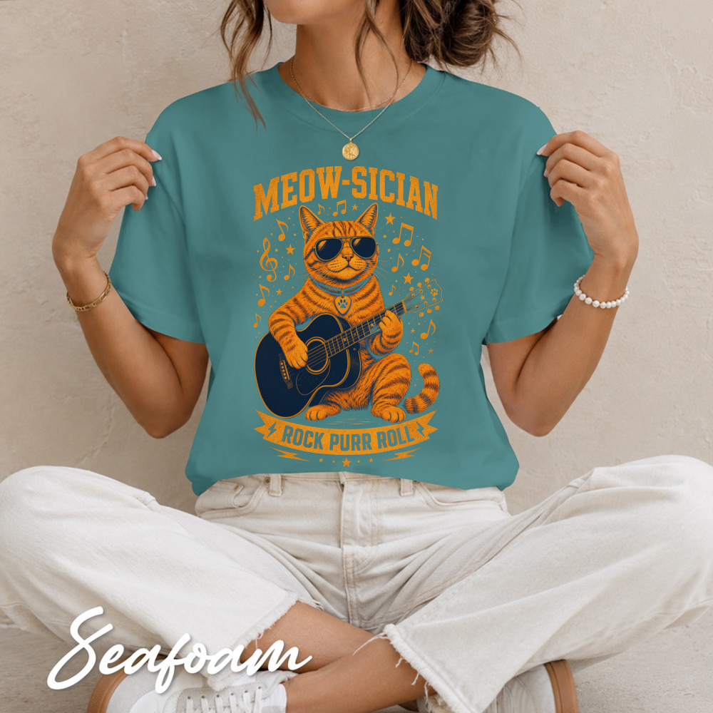 Meow-sician Playful Tabby Guitar Music Notes Graphic T-Shirt